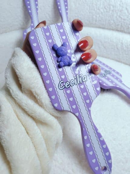 مشاطة شعر من Cecilia المميزه