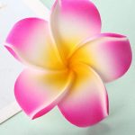مشابك شعر علئ شكل ورده ورديه