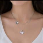 سلسال نزلتين بتصميم فراشة سادة وأخرى مرصعة بالزركون